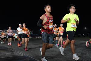 BIB: 212, 27723, 203
                            <button type="button" onclick="openModal(22812996)" class="btn btn-primary btn-sm float-right btn-popup" data-toggle="modal" data-target=".modal-high-quality">
                        <i class="fas fa-shopping-cart"></i> Add to Cart
                    </button>
                                            <button type="button" onclick="isThisMe(22812996, true)" class="btn btn-success btn-sm float-right btn-popup btn-isme hidden" data-toggle="tooltip" data-placement="bottom" title="นี่คือรูปของคุณใช่ไหม คลิกที่นี่เพื่อเอาเข้าอัลบั้ม">
                        <i class="fas fa-plus"></i> Add to album
                    </button>
                    <button type="button" onclick="isThisMe(22812996, false)" class="btn btn-warning btn-sm float-right btn-popup btn-isnotme hidden">
                        <i class="fas fa-ban"></i> Remove from album
                    </button>